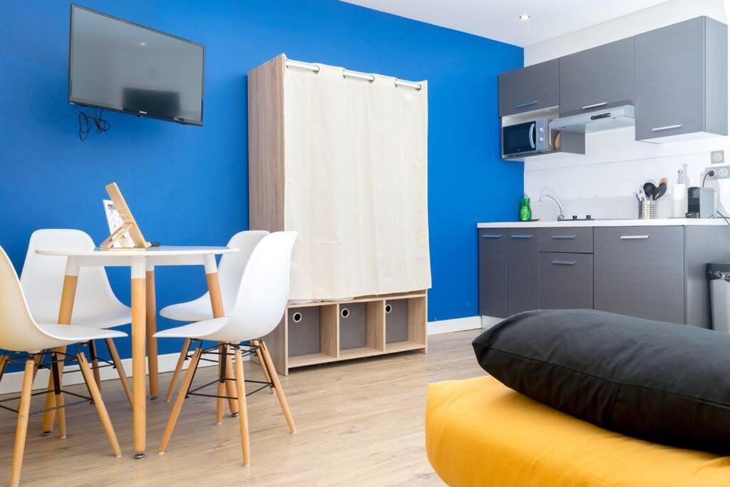 Studio Cosy En Centre-Ville 3 卡斯特尔 外观 照片